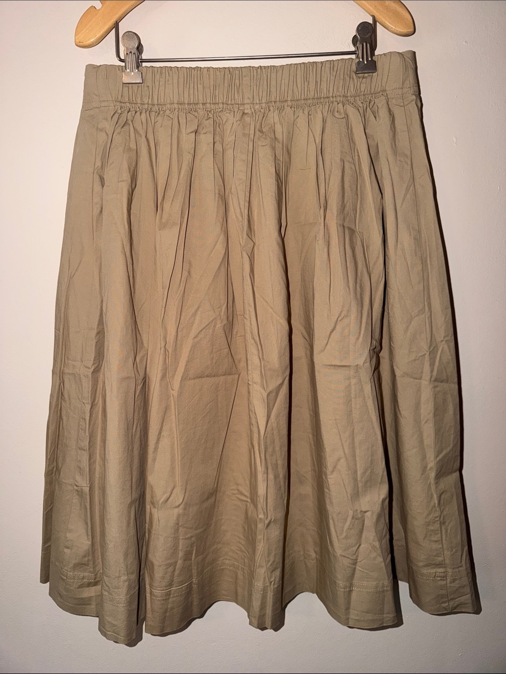J. Crew Pleated button-front midi skirt in chestnut - Picture 4 of 7